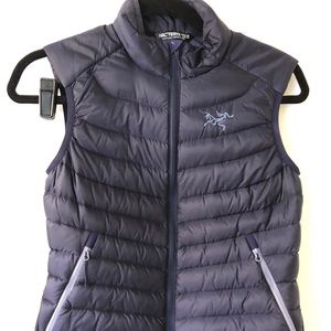 Arc’Teryx vest. NWOT. XS